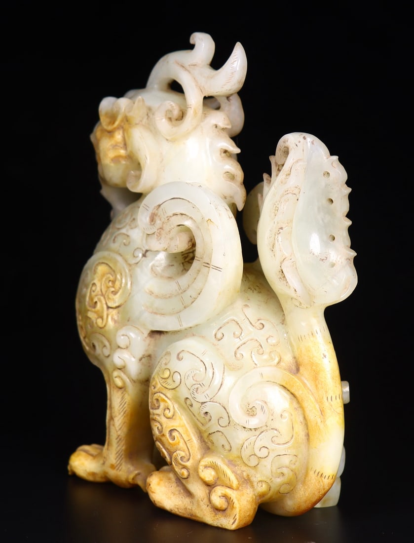 Vintage Hetian Jade Lucky Beast Statue - 3