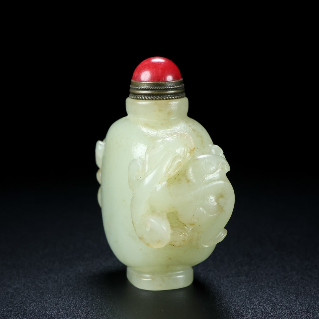 Old Hetian Jade Chi Dragon Snuff Bottle - 3