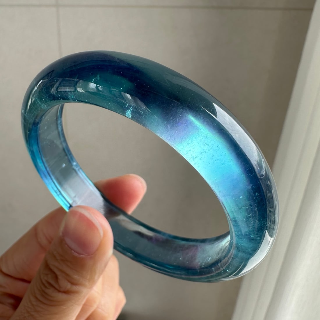 Inside Diameter 58.2mm Natural Aquamarine Bracelet: Title: Inside Diameter 58.2mm Natural Aquamarine Bracelet Origin: Chinese Date/Period: After2026 Materials: Aquamarine Dimensions: 58.2x13.9x8.4(mm) 2.29x0.54x0.33(inches) Reserve: $1,899.00