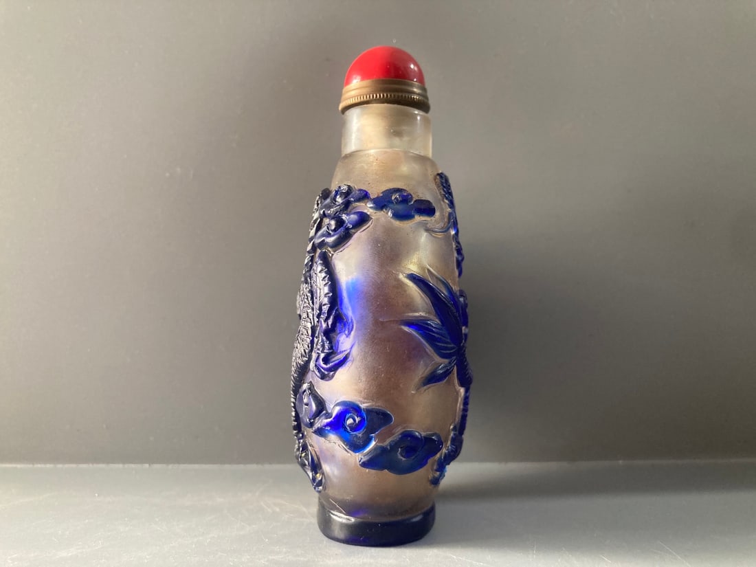 Old Peking Glass Dragon Snuff Bottle - 5