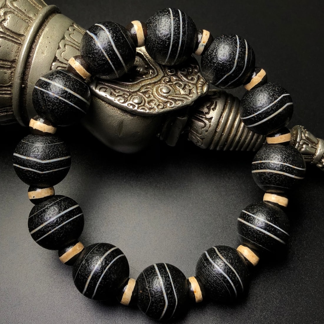 Old Tibetan Agate Bracelet - 5