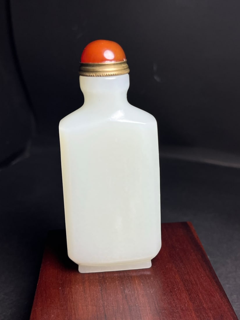 White Hetian Jade Snuff Bottle - 5