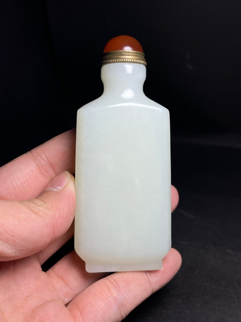 White Hetian Jade Snuff Bottle - 9