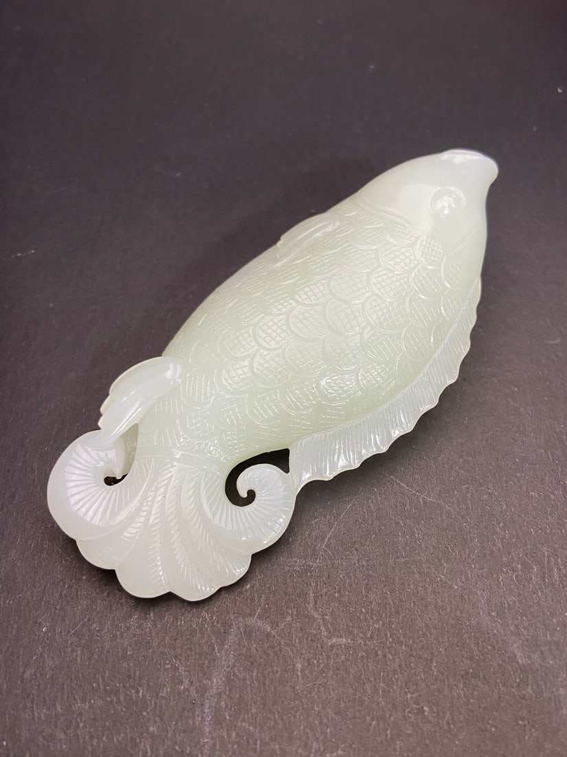 Hetian Jade Hand Carved Fish Pendnat - 4