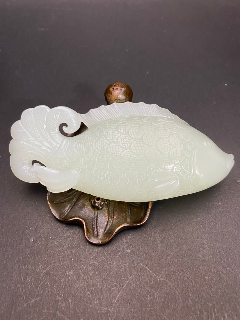 Hetian Jade Hand Carved Fish Pendnat - 9