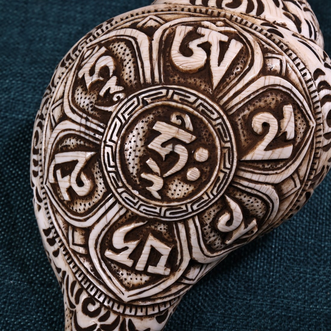Old Tibetan Prayer Tool Conch - 9