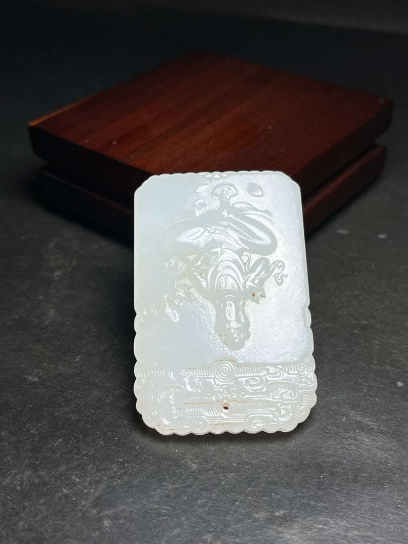 Old Hetian Jade Pendant - Kwan-yin - 2