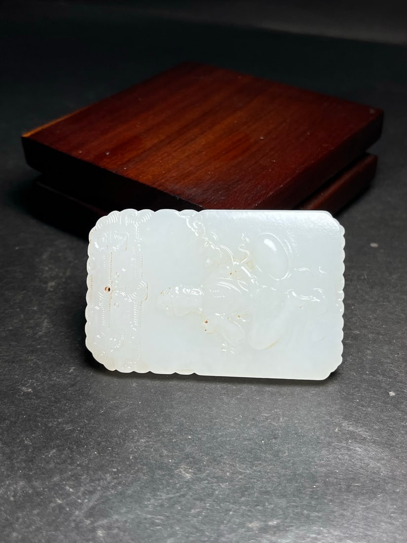 Old Hetian Jade Pendant - Kwan-yin - 3