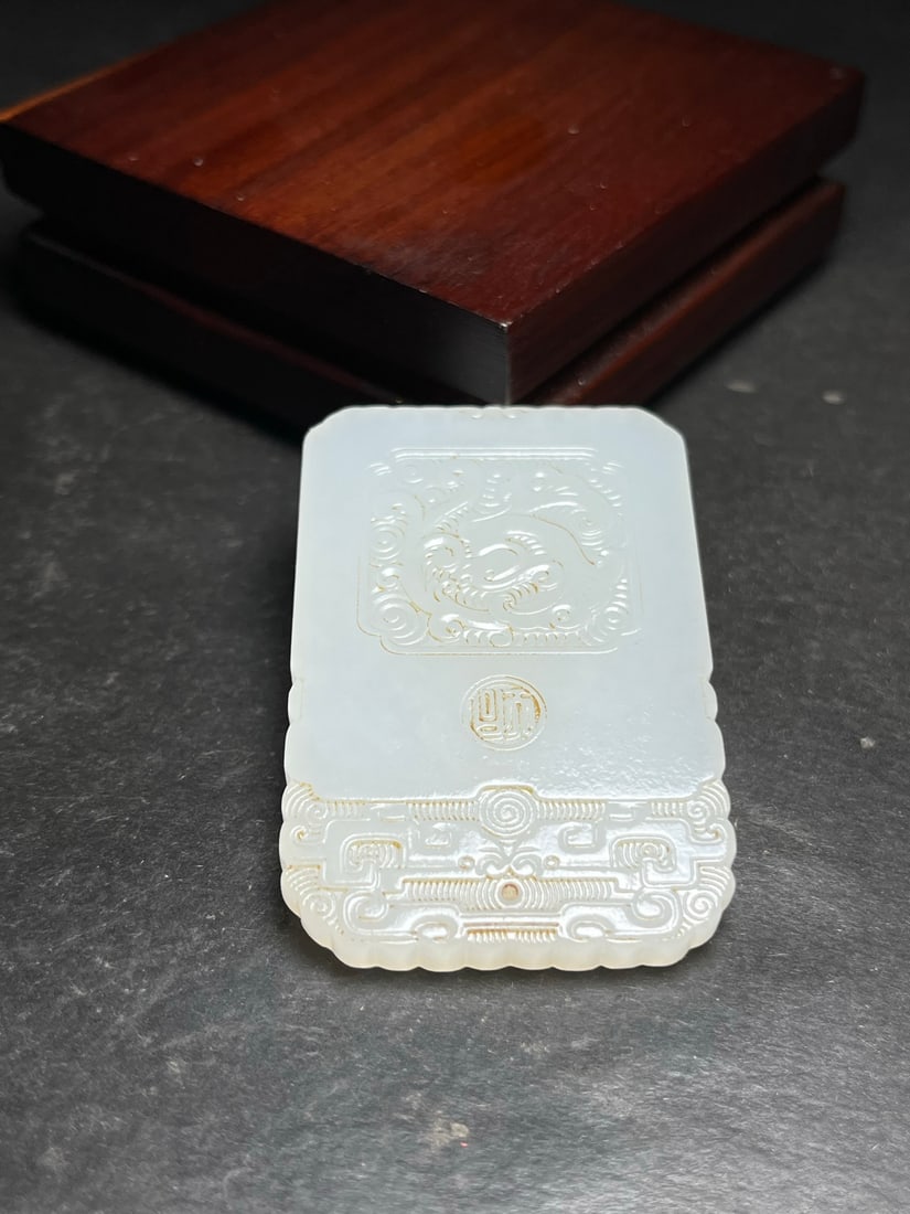 Old Hetian Jade Pendant - Kwan-yin - 7