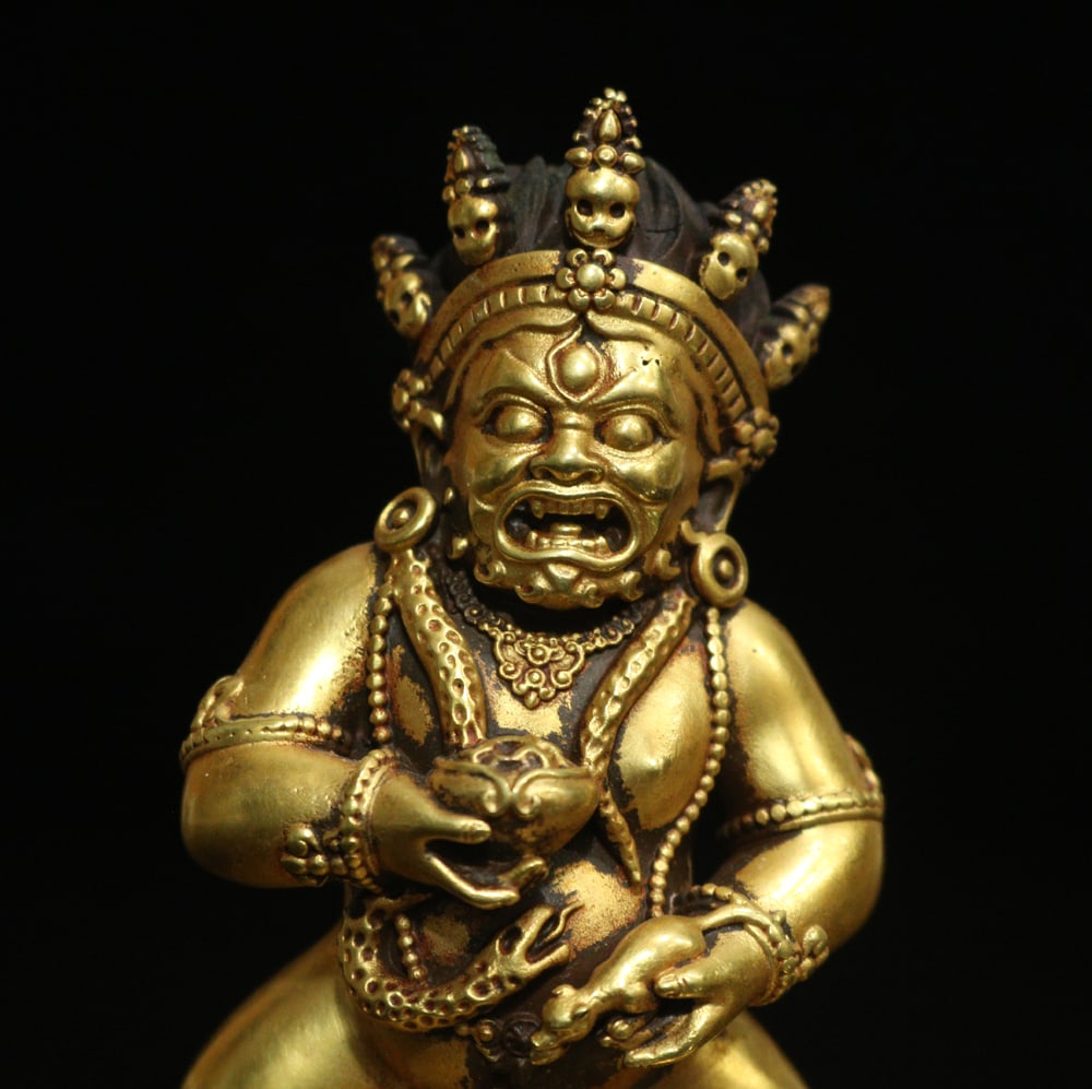 Old Bronze Buddha Statue - 5