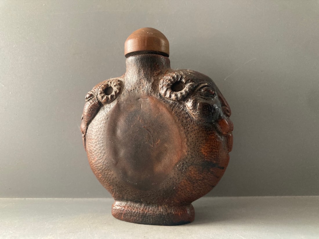 Old Bamboo Sheep Snuff Bottle - 2
