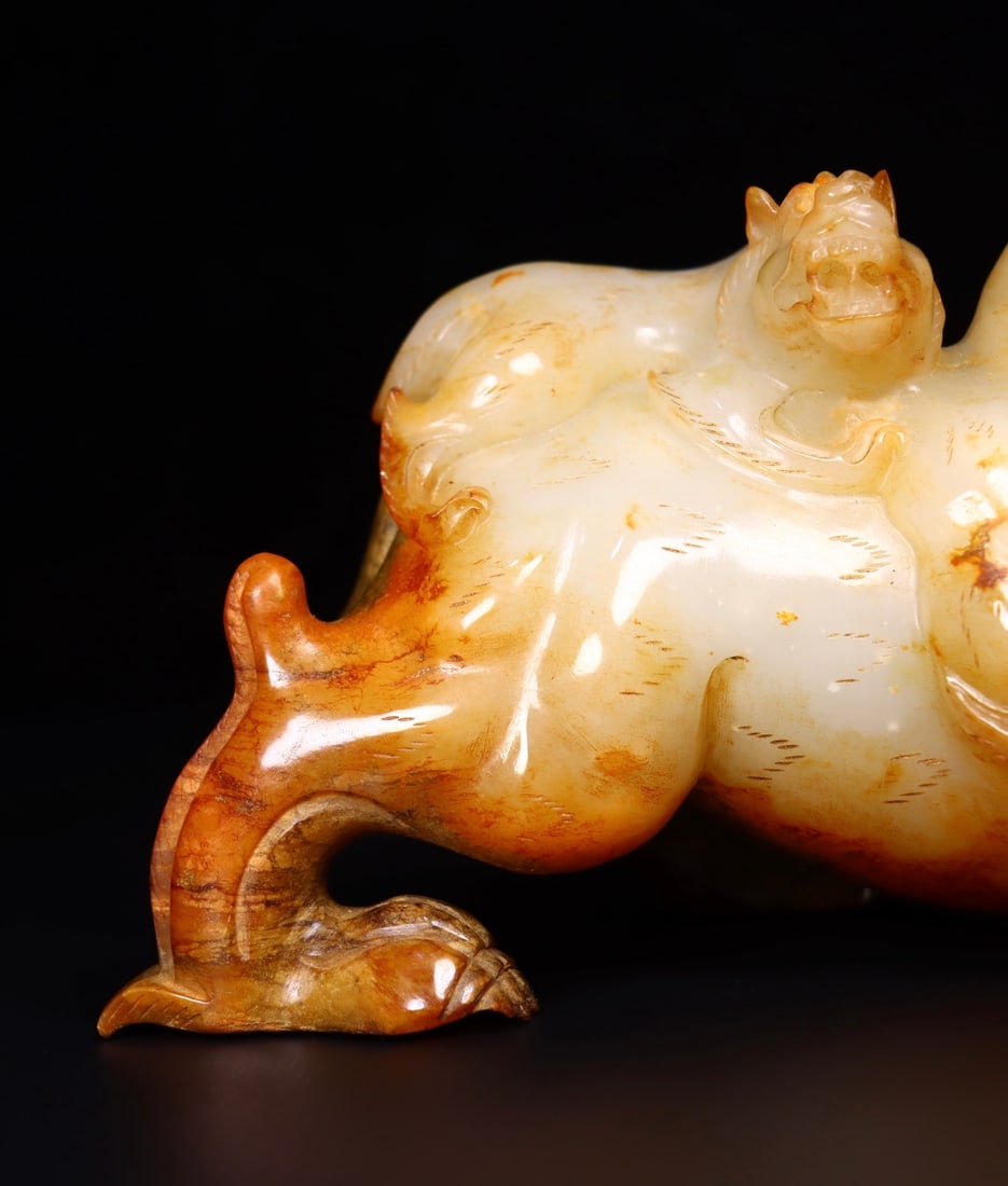 Vintage Hetian Jade Double Beast Statue - 4