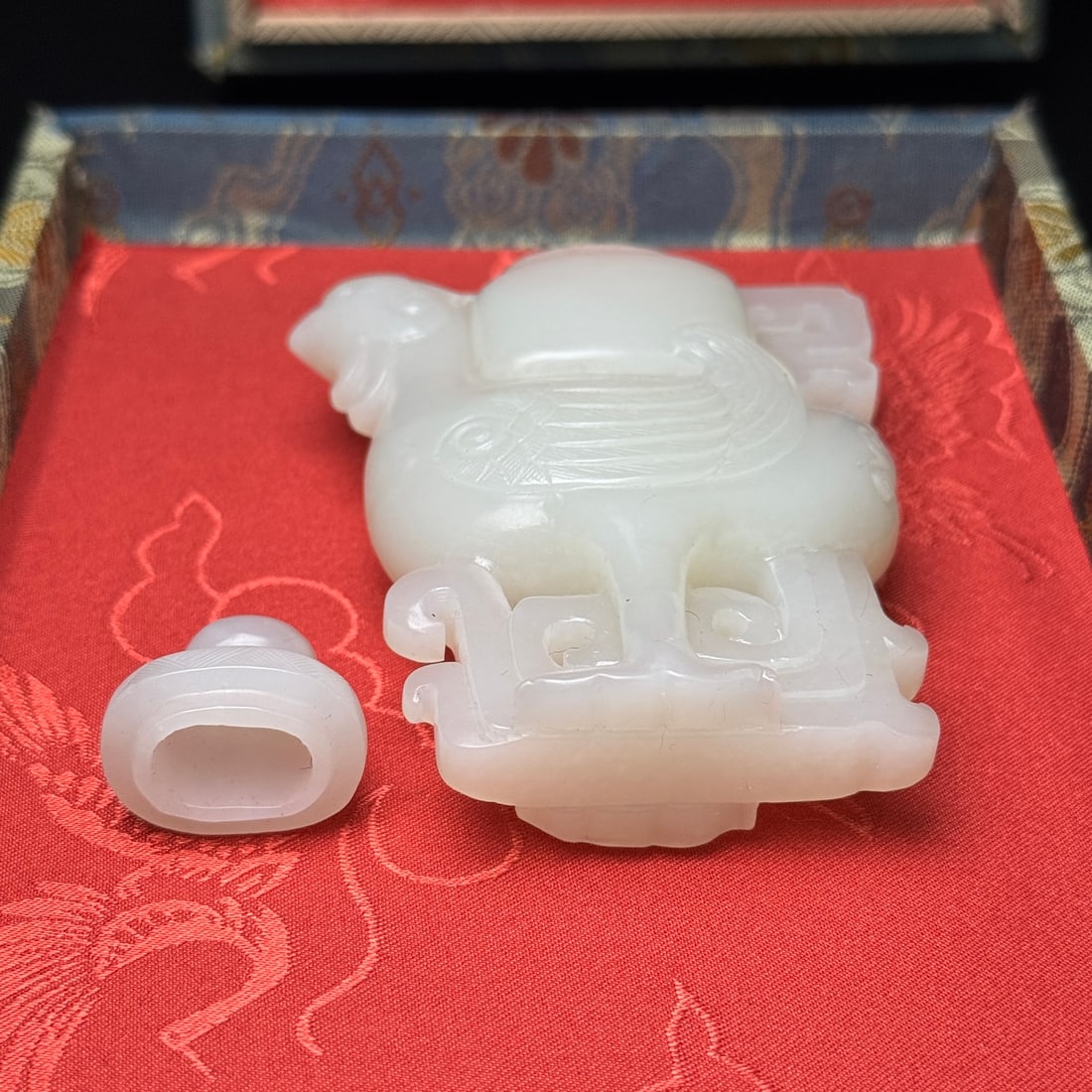 Superb Hetian Jade Phoenix Bottle Vase - 9