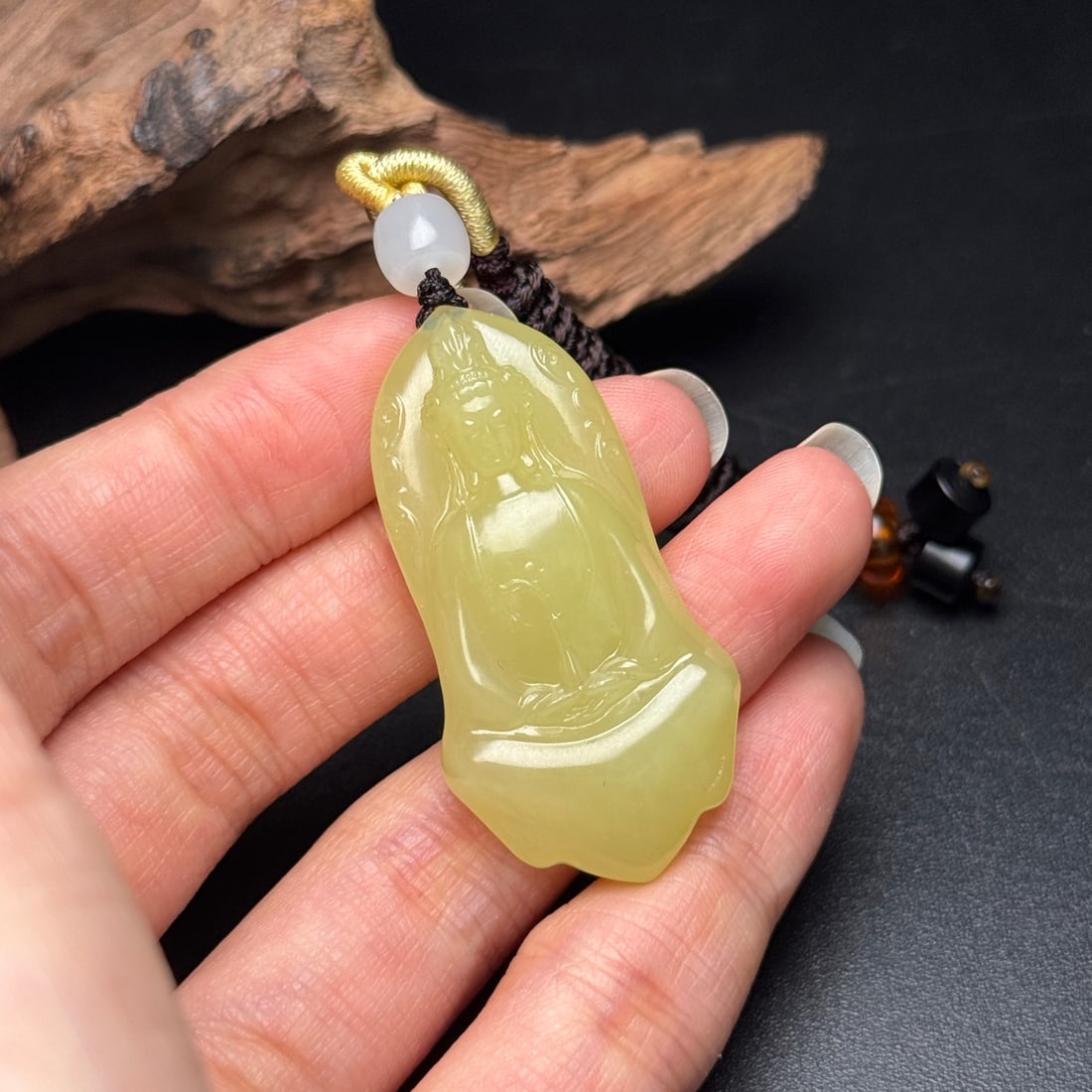 Hetian Jade Hand Carved Kwan-yin Pendant - 5