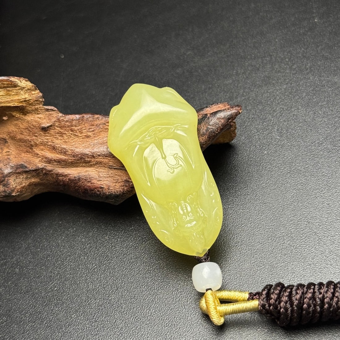 Hetian Jade Hand Carved Kwan-yin Pendant - 6