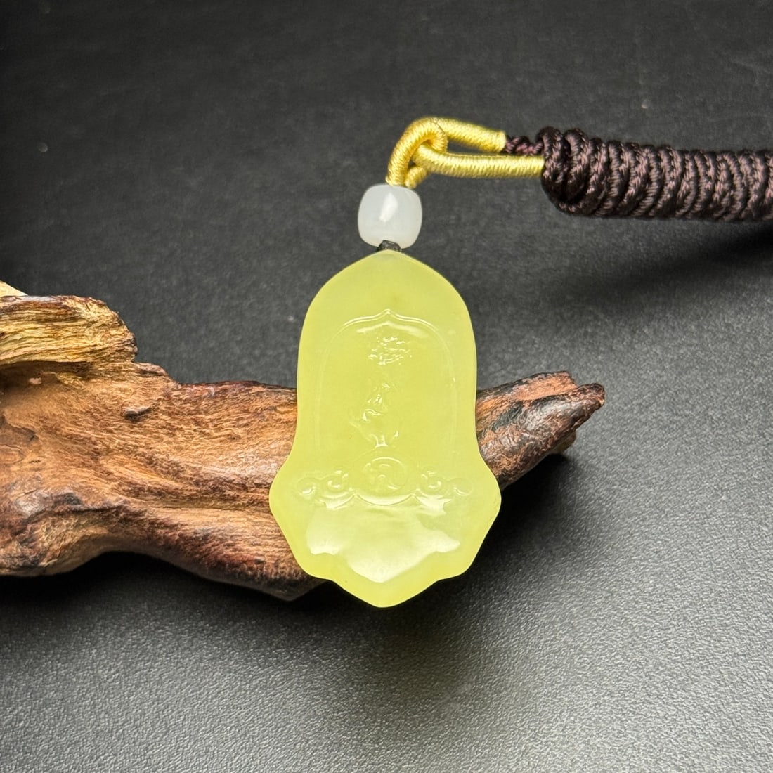 Hetian Jade Hand Carved Kwan-yin Pendant - 8