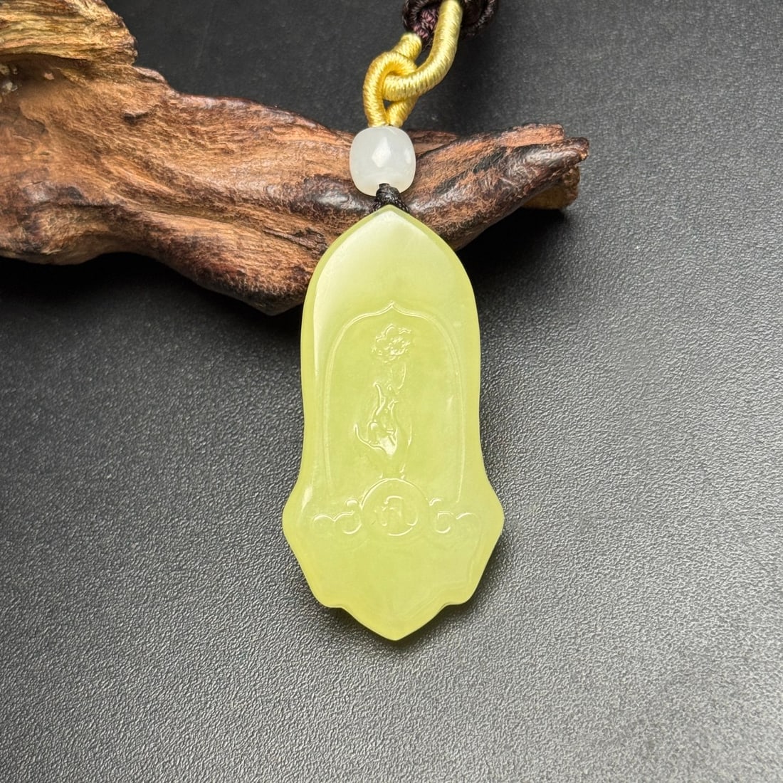 Hetian Jade Hand Carved Kwan-yin Pendant - 9