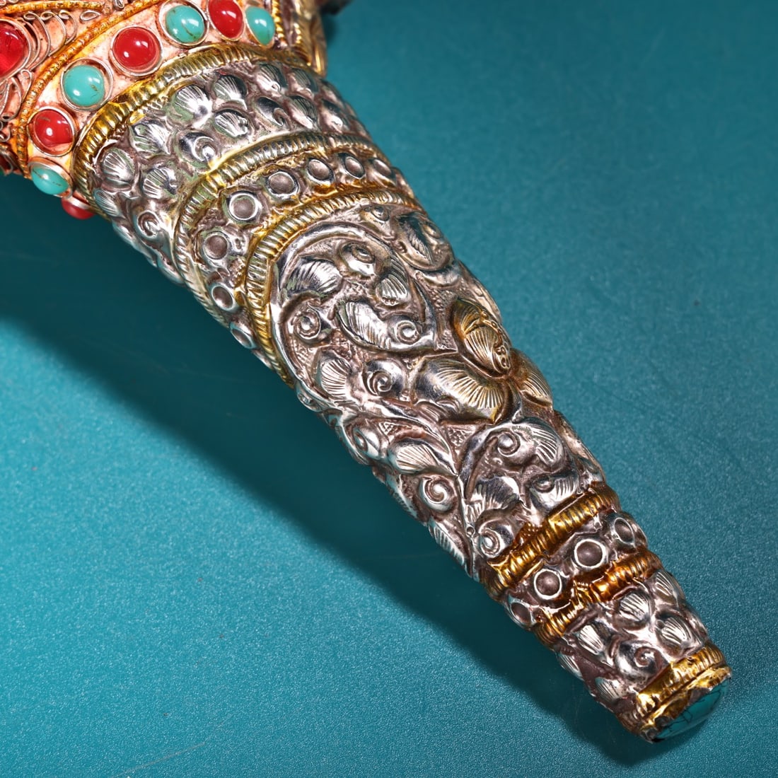 Tibetan Silver Inlay Shell & Gem Statue - 10