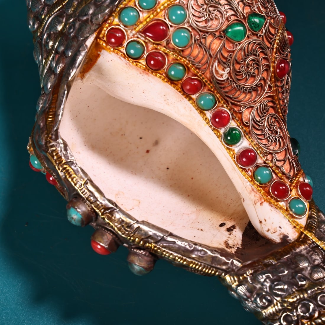 Tibetan Silver Inlay Shell & Gem Statue - 4