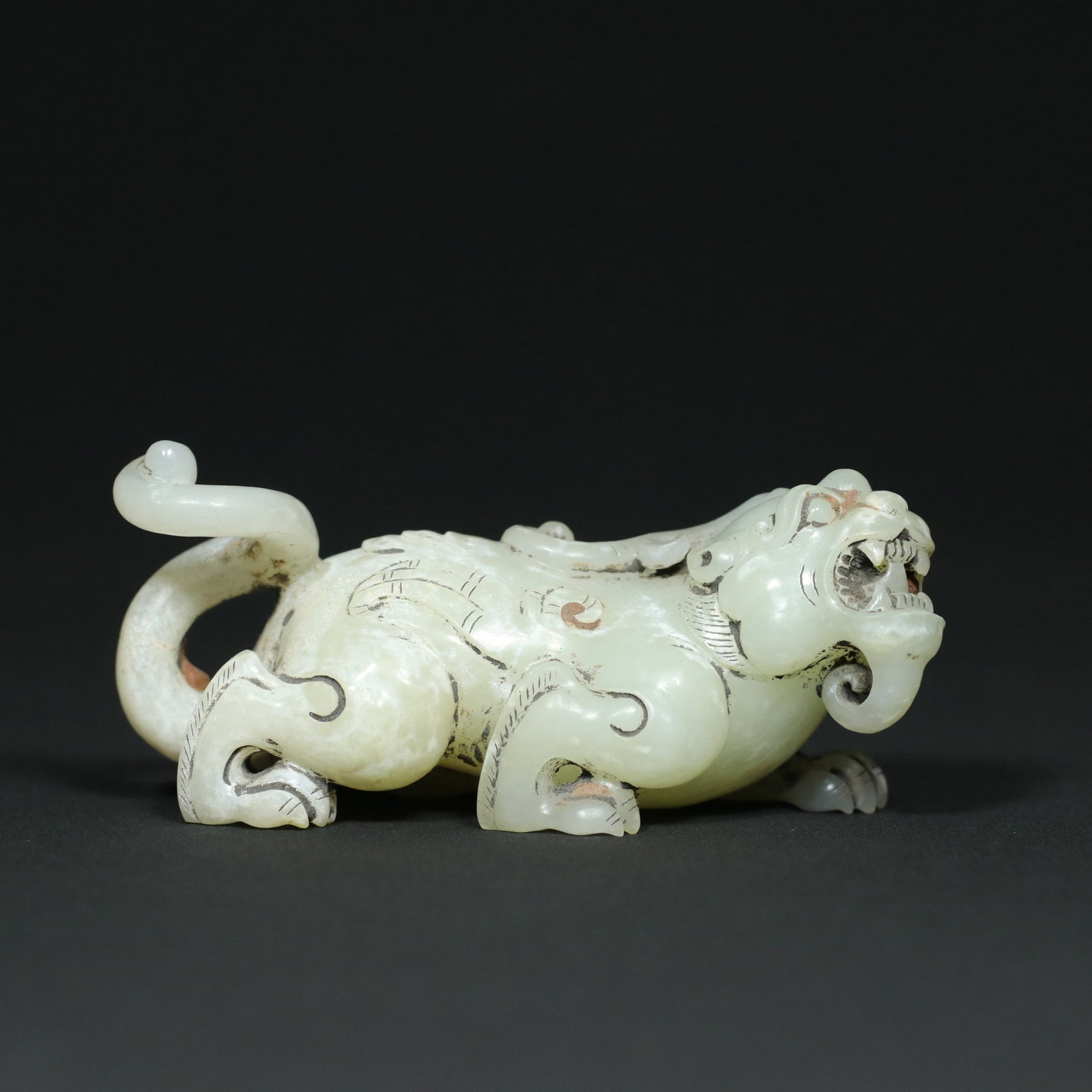 Old Hetian Jade Beast Statue (1 of 9)
