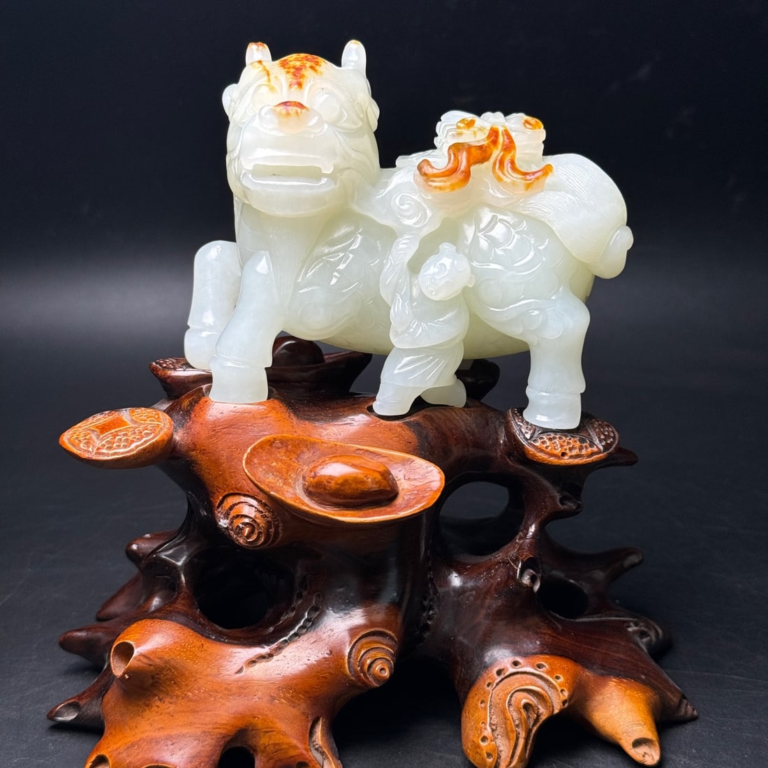 Natural Hetian Jade Hand-Carved Statue w Fortune Kylin: Title: Natural Hetian Jade Hand-Carved Statue w Fortune Kylin Origin: Chinese Date/Period: After2000 Materials: Hetian Jade Dimensions: 91 x 70 x 46 (mm) 3.58 x 2.75 x 1.81(inches) Weight: 0.82 lbs/