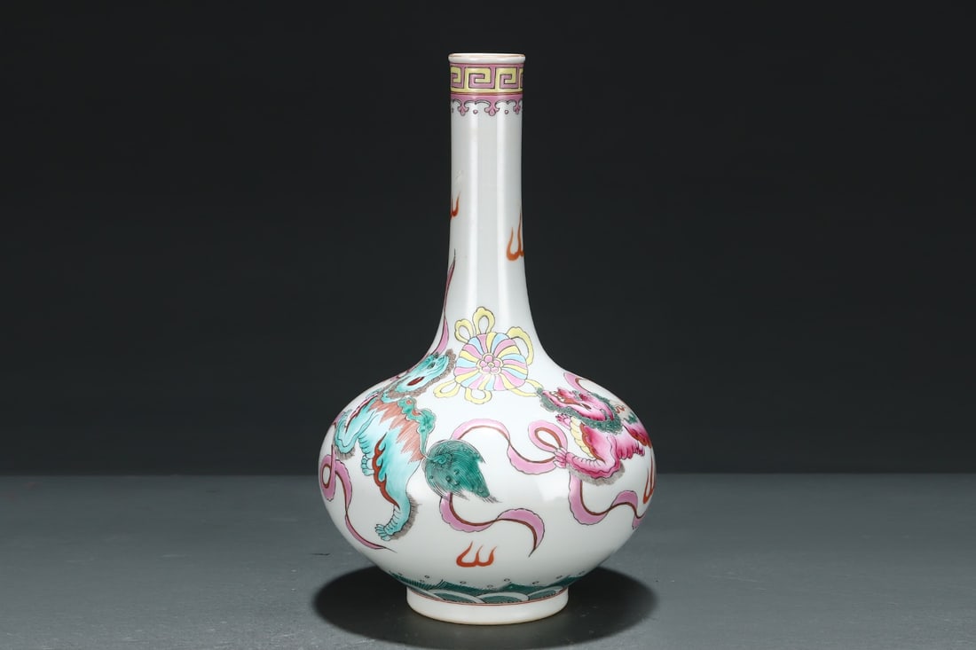 Porcelain Vase Famille Rose w Fortune Lion ,Qing Dynasty QianLong Mark - 4