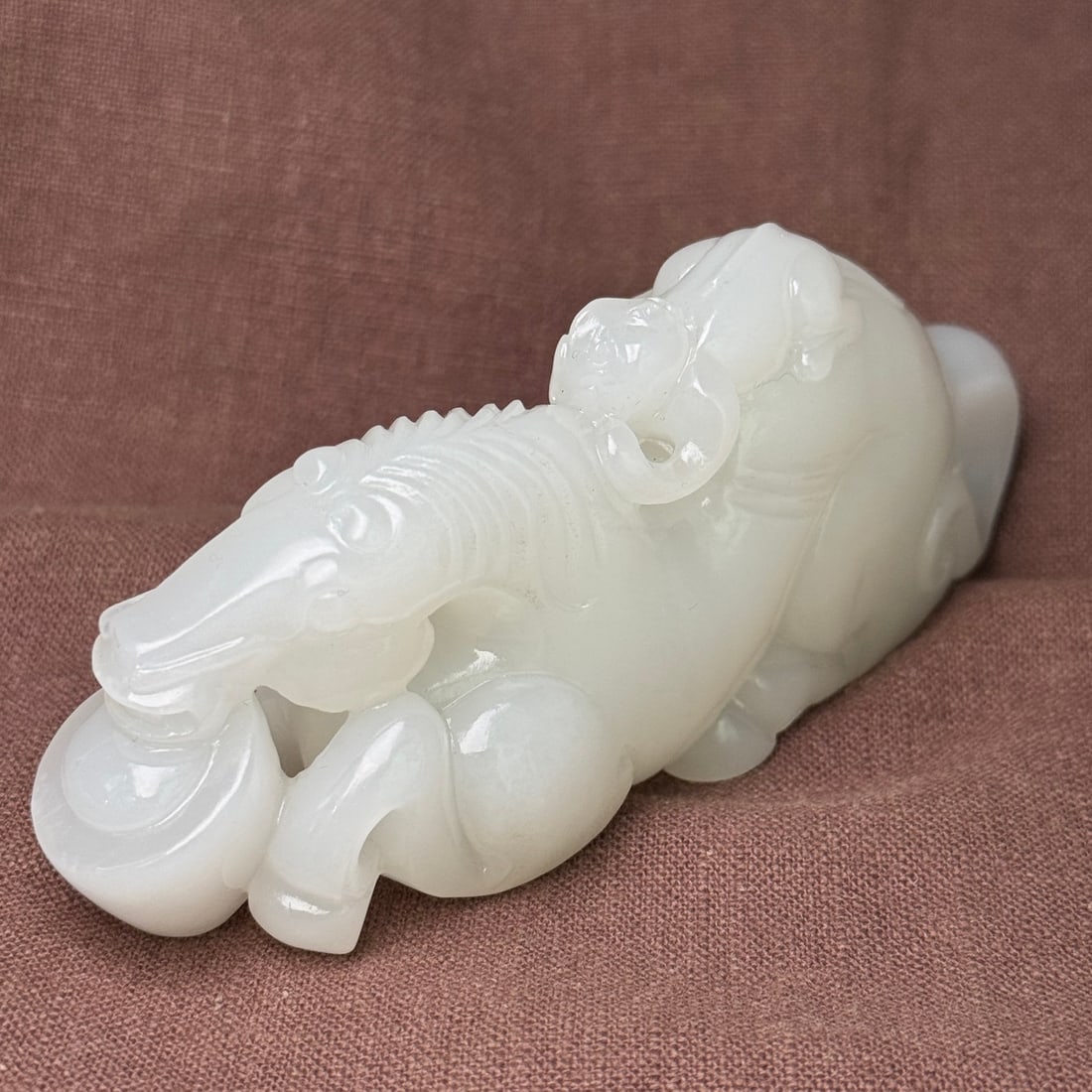 Natural White Hetian Jade Hand-Carved Statue w Horse & Monkey - 3
