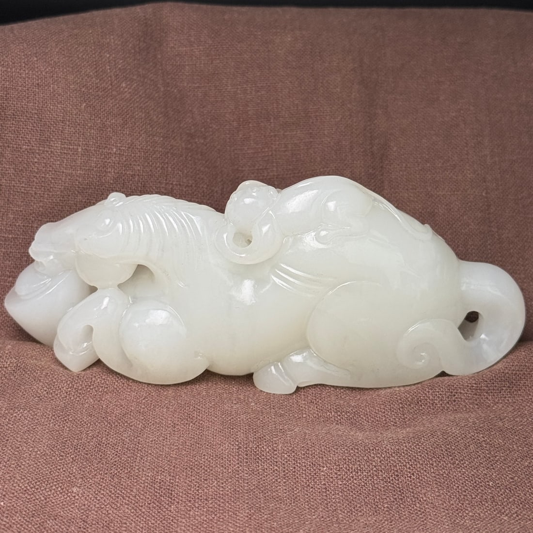 Natural White Hetian Jade Hand-Carved Statue w Horse & Monkey - 4