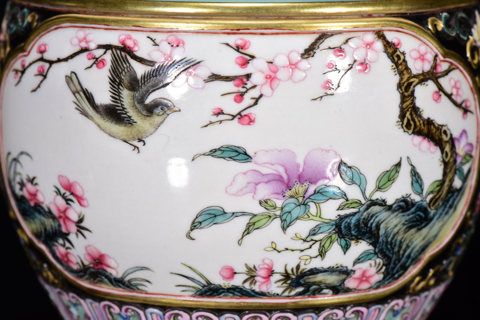Porcelain Pot Gilt Edge Famille Rose w Flowers Bird ,Qing Dynasty QianLong Mark - 7