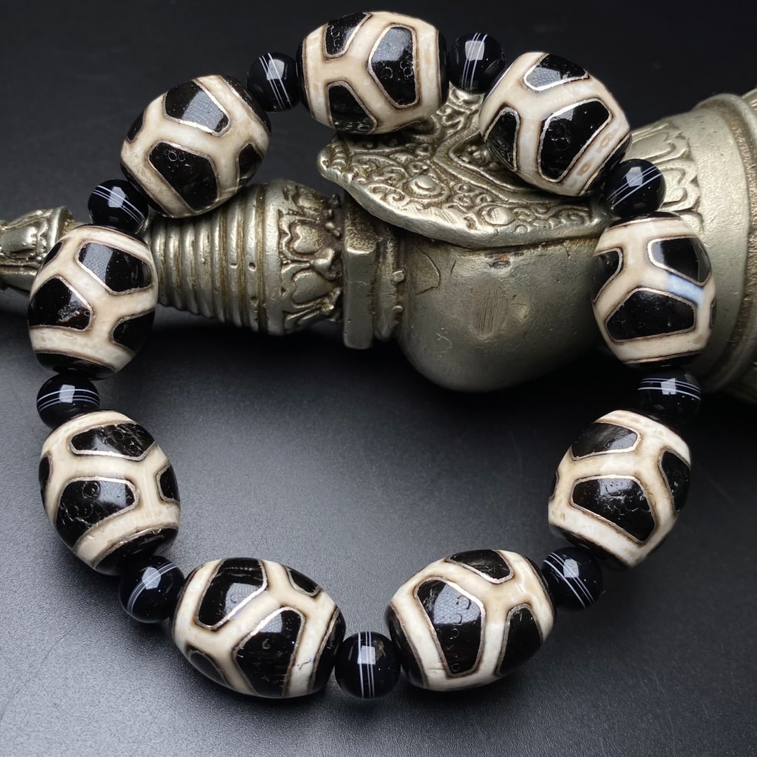 Tibetan DZI Agate Inlay Silver Wires Beads Bracelet - 5