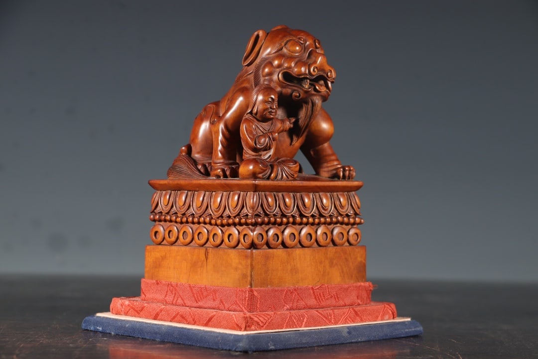 Vintage Boxwood Wood Hand-Carved Seal w Fortune Lion - 2