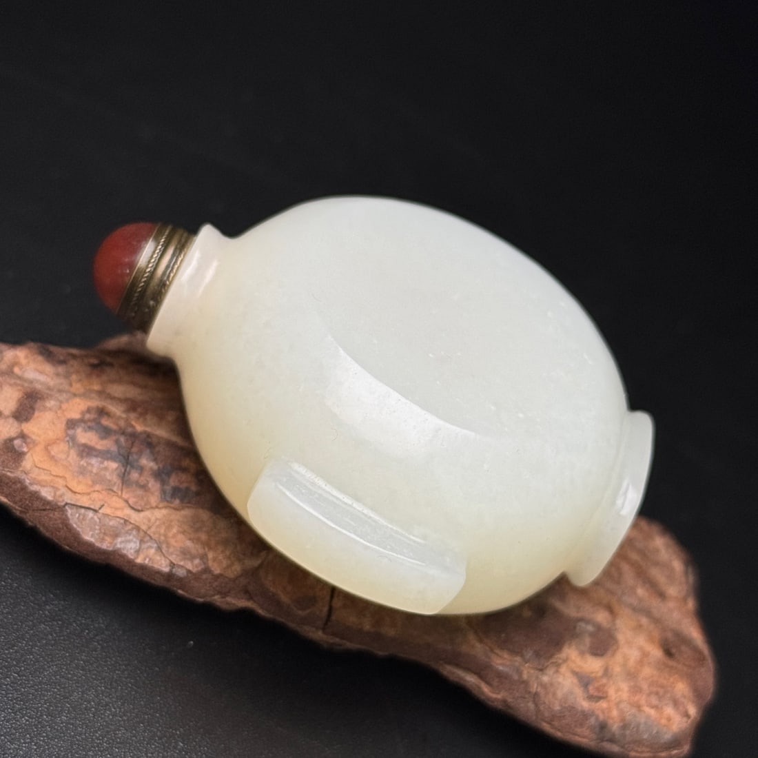 Natural Hetian Jade Snuff Bottle - 5