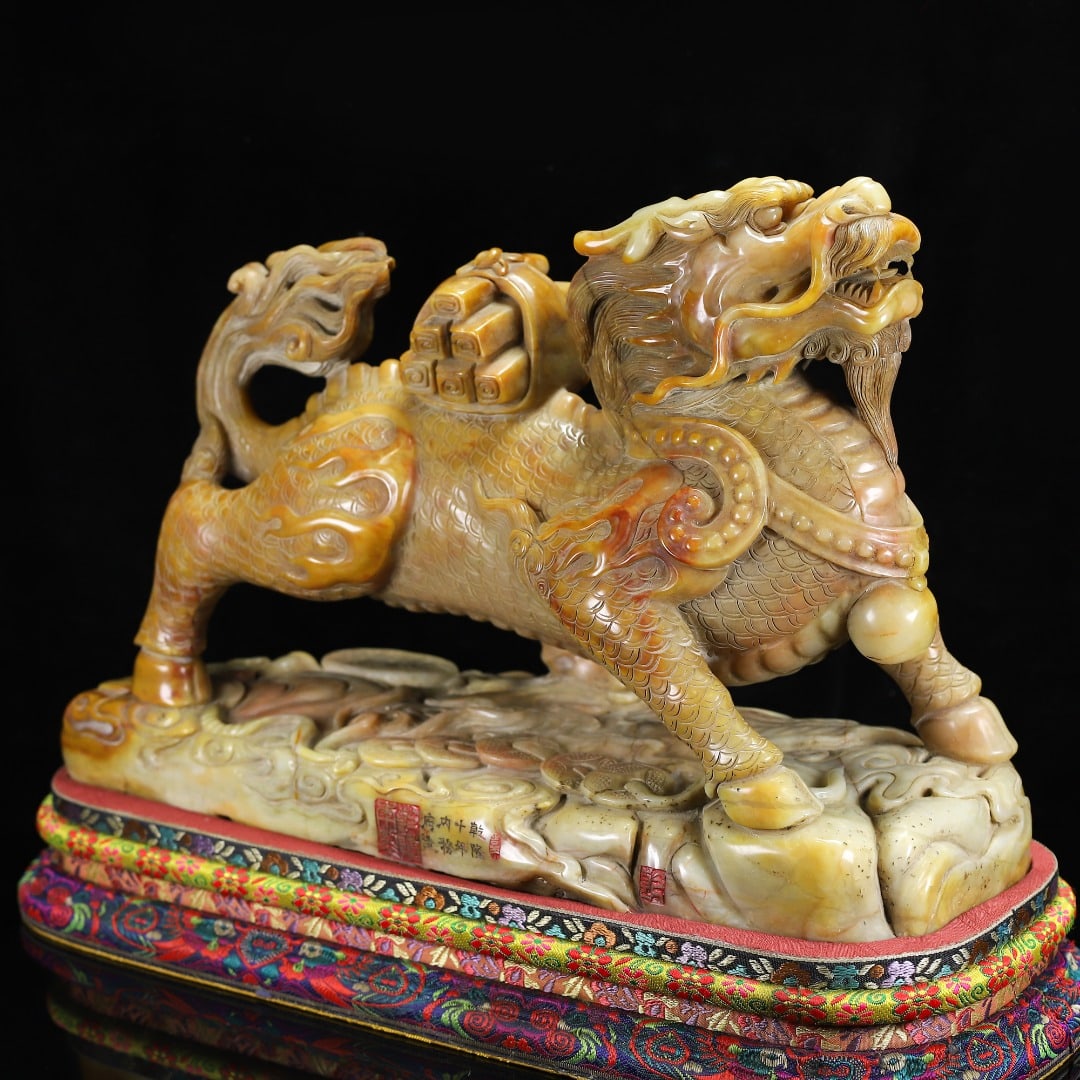 Vintage Tianhuang Shoushan Stone Hand-Carved Divine Beast Statue w Kylin - 5