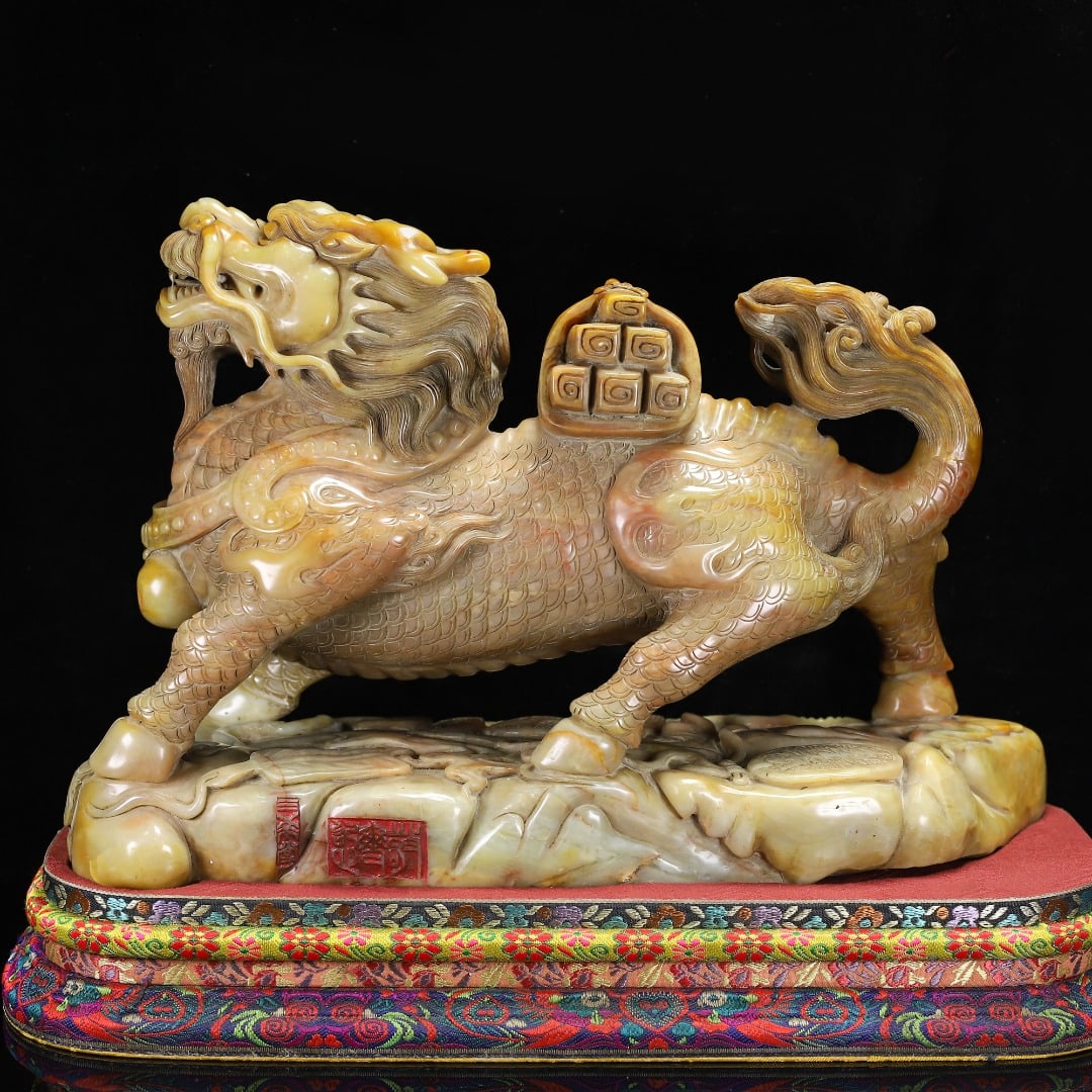 Vintage Tianhuang Shoushan Stone Hand-Carved Divine Beast Statue w Kylin - 7