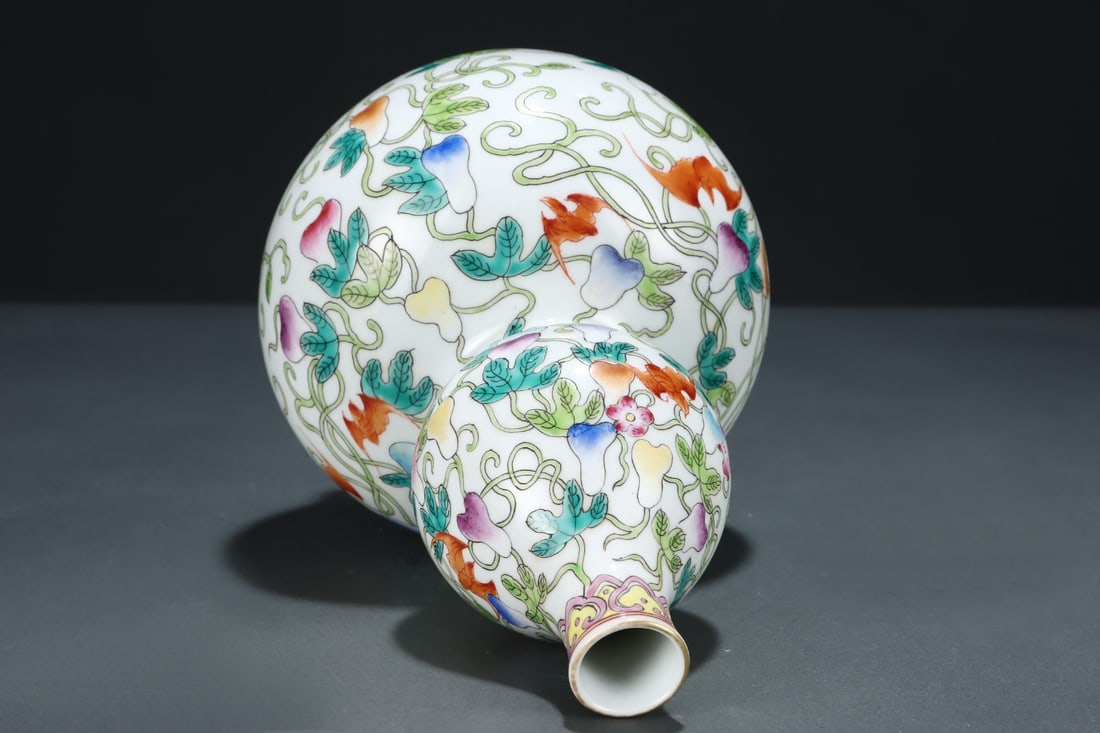 Gourd Shape Porcelain Vase Famille Rose w Gourd ,Qing Dynasty QianLong Mark - 6