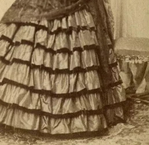 CDV Photo – Louise Marie Thérèse, Duchesse de Parme – French Nobility - 7