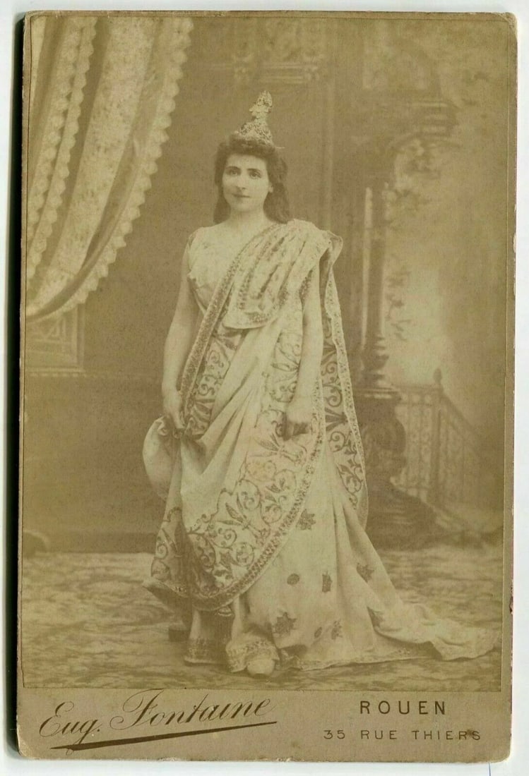 Cabinet Card Photographs Eug.Fontaine - Actrice Opera Portrait c. 1870: Dimension: 162 x 105 mm Reserve: $50.00 Shipping: Domestic: Flat-rate of $19.00 to anywhere within the contiguous U.S. International: Foreign shipping rates are determined by destination.