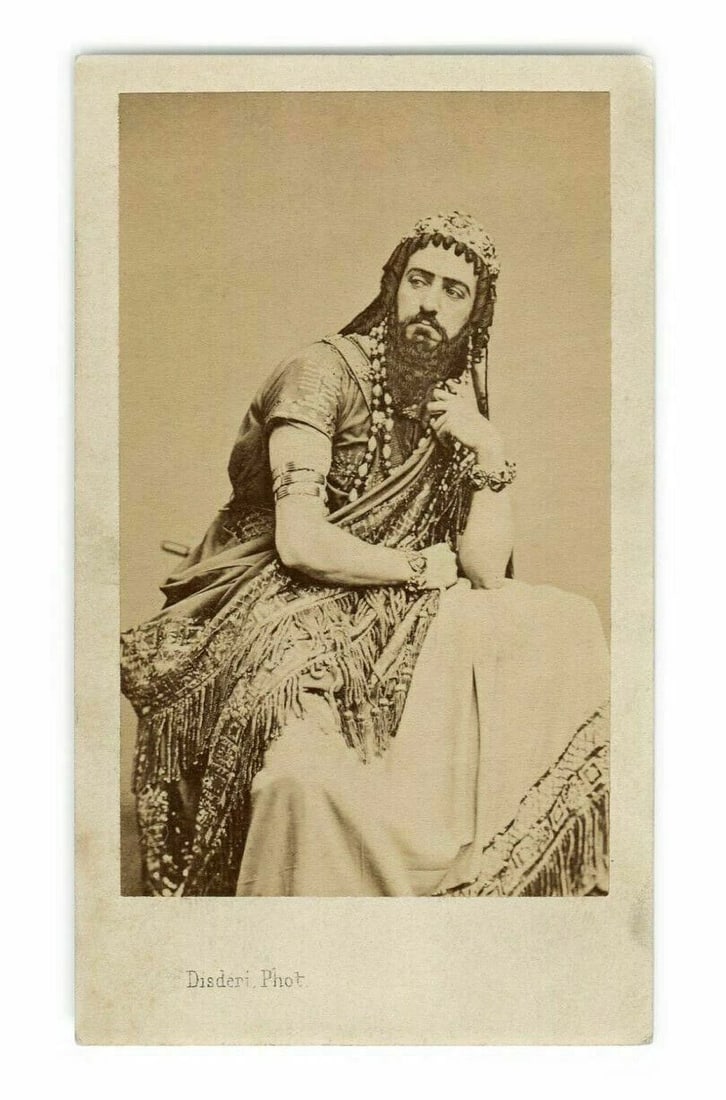 1865 Louis-Henry Obin, French Bass CDV Photo – Disdéri Albumen: CDV of Louis-Henry Obin, powerful French bass singer, photographed by Disdéri. Noted for his dramatic opera roles and rich vocal range. Albumen print stick on cardboard Size: 6,5 x 10,5 cm