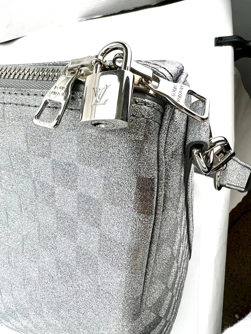 Louis Vuitton Duffle Keepall Bandouliere 50B Silver Glitter Damier Luggage - 9