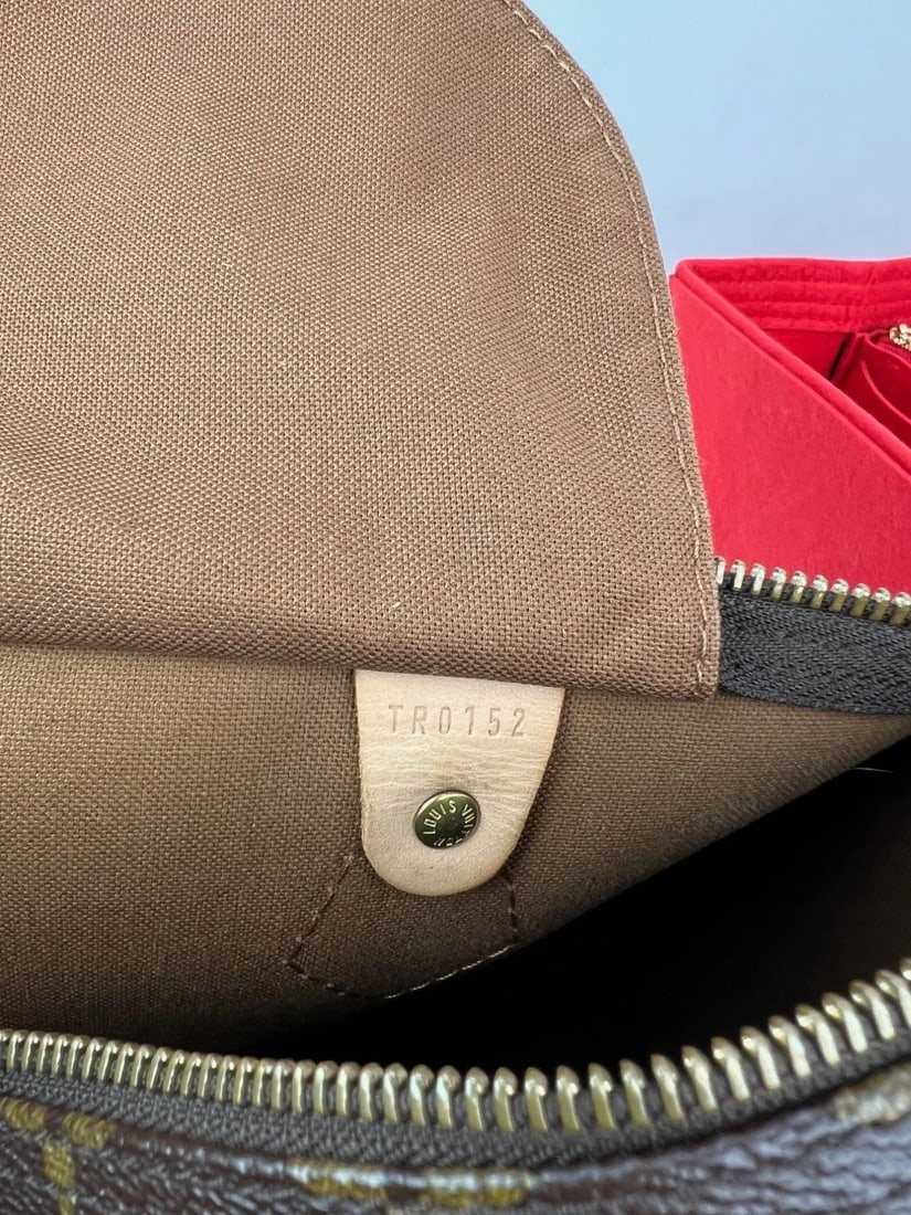 LOUIS VUITTON Monogram Speedy 30 Hand Bag - 6