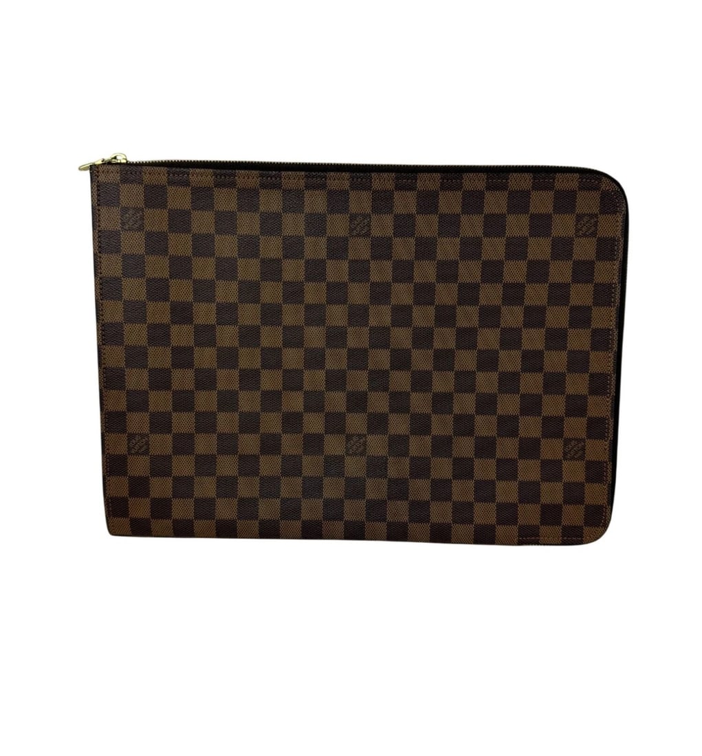 Louis Vuitton Vintage Documents Portfolio case 39 Damier Ebene Case: Title: Louis Vuitton Vintage Documents Portfolio case 39 Damier Ebene Case Description: Pre-Owned 100% Authentic Louis Vuitton Vintage Poche Documents Portfolio case 39 Damier Ebene Case RATING: A/B..