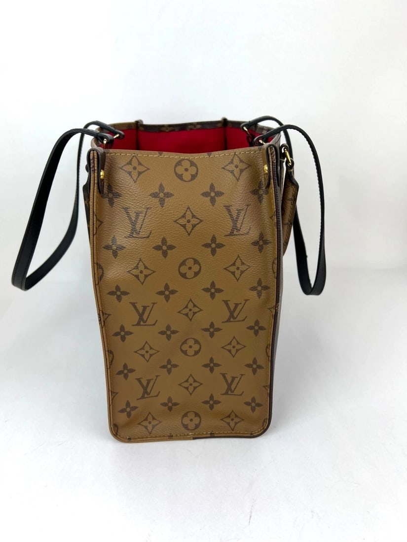 Louis Vuitton ONTHEGO MM Reverse Giant Monogram Tote - 9