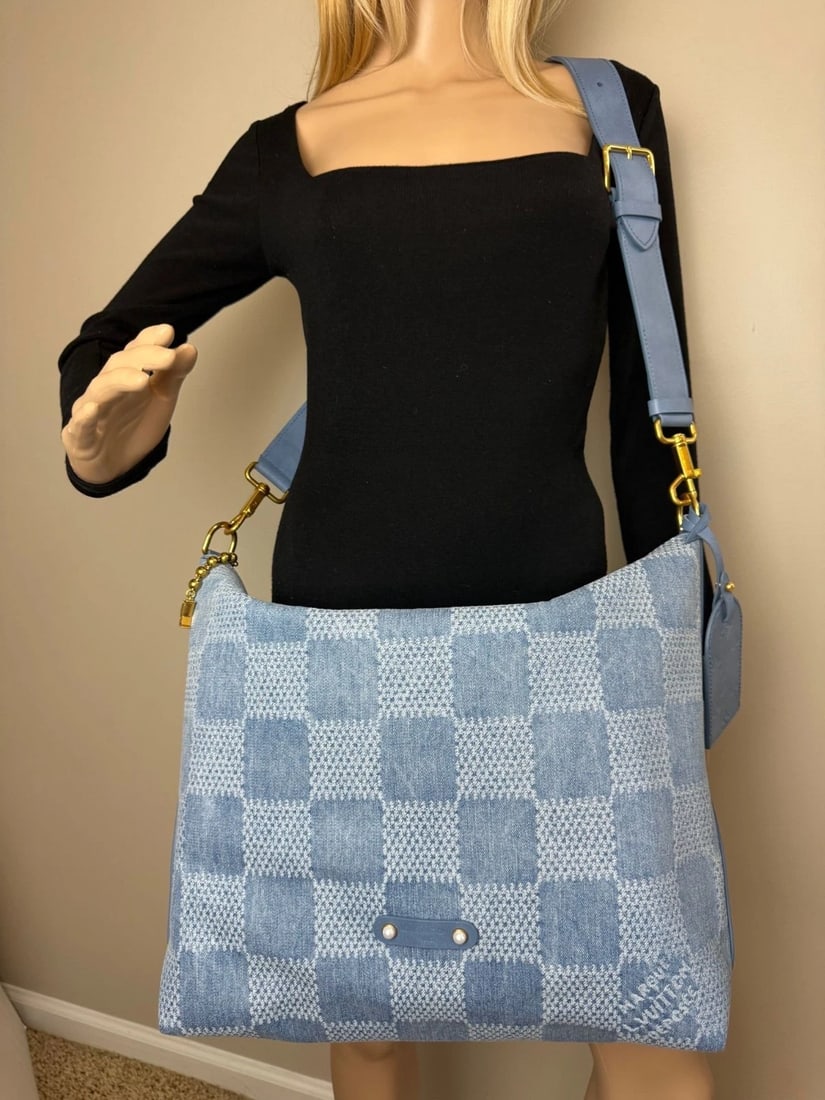 Louis Vuitton Damier Denim Vagabond hobo Handbag - 10