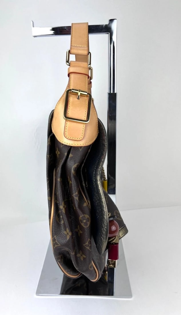 Louis Vuitton Monogram Kalahari GM Shoulder Bag - 11