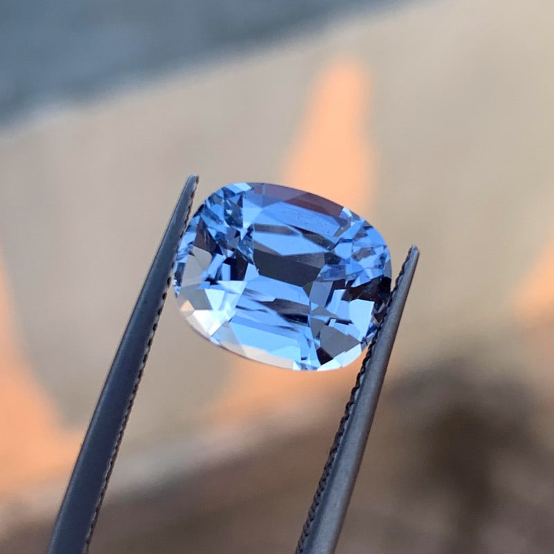 Natural Aquamarine Gemstone, Blue Aquamarine March Birthstone Ring, 4.95CT: Description Natural Aquamarine Gemstone, Blue Aquamarine March Birthstone Ring, 4.95CT Weight : 4.95 ct Dimension : 12 x 10 x 7 mm Clarity : Eye Clean Shape : Cushion Color : Blue Treatment : Heat
