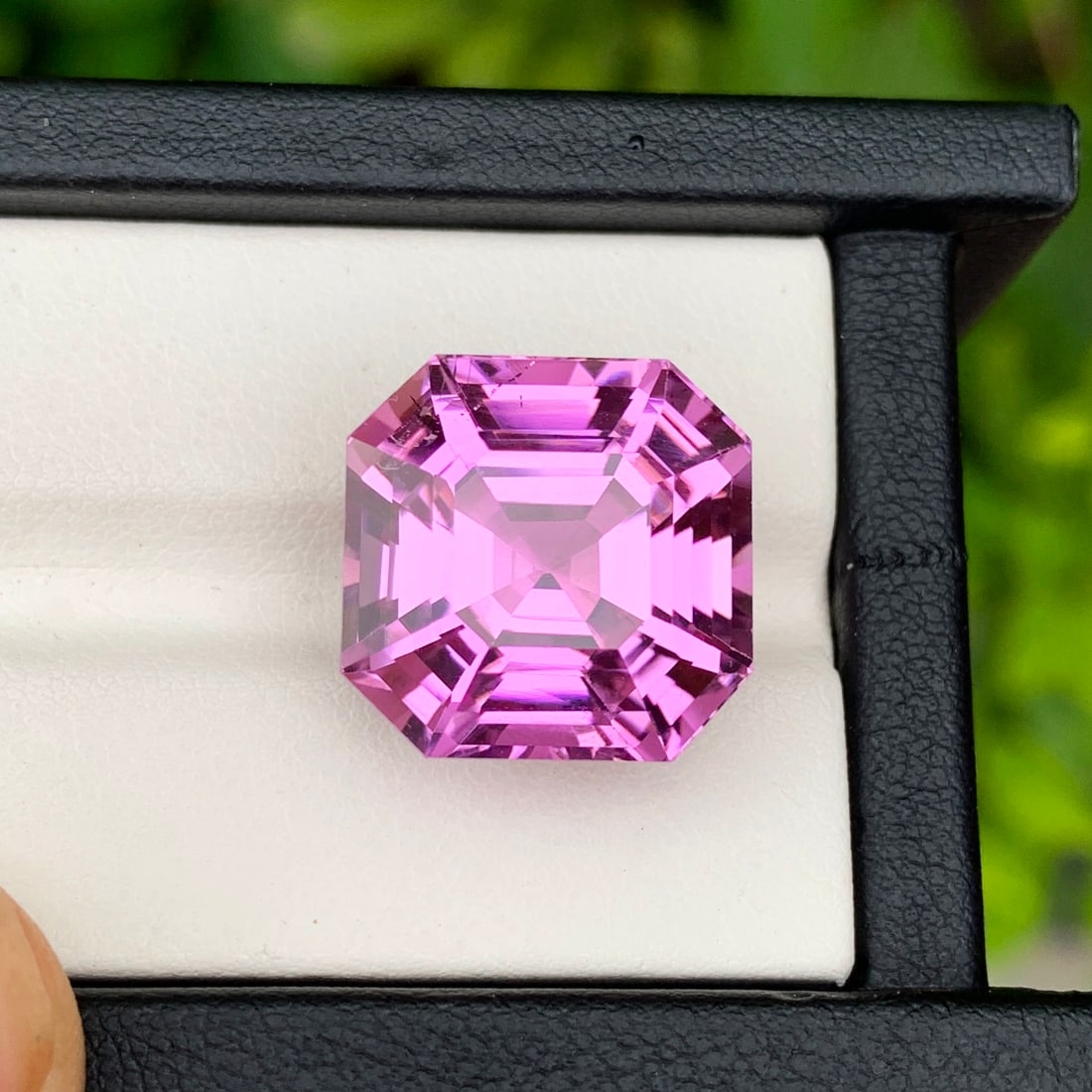 Natural Kunzite Loose Gemstone For Jewelry, Deep Pink Kunzite Gemstone (1 of 6)