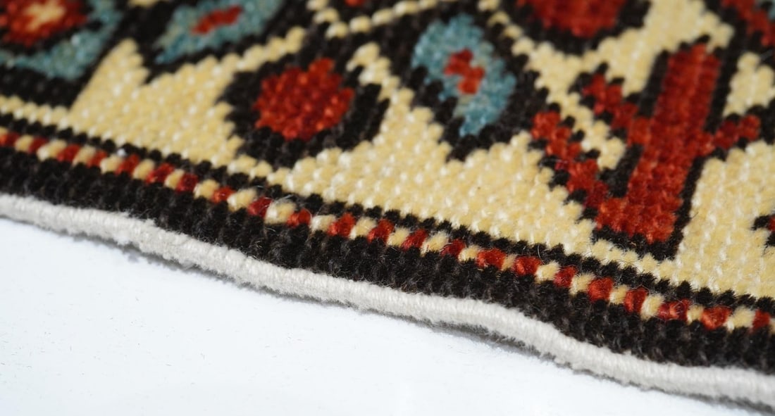 Vintage Shirvan Rug 4'0'' x 6'3'' - 4