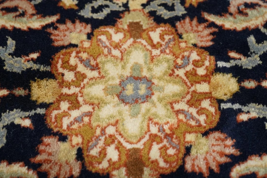 Contemporary Tabriz Rug 6'7'' x 9'10'' - 12