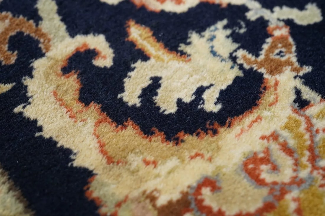 Contemporary Tabriz Rug 6'7'' x 9'10'' - 9