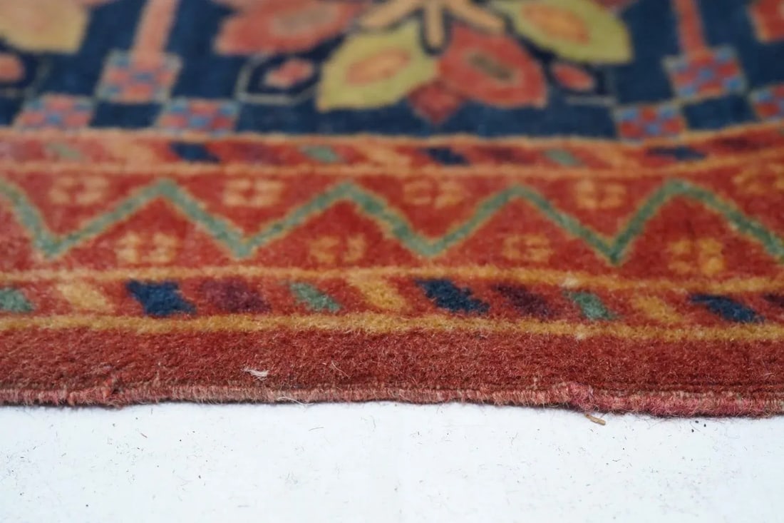 Antique Kashan Rug 4'7'' x 7'0'' - 5